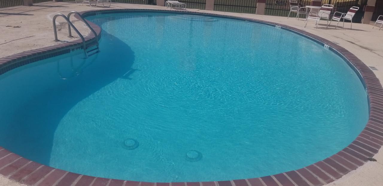 Econo Inn Lackland Afb-Seaworld San Antonio Bagian luar foto
