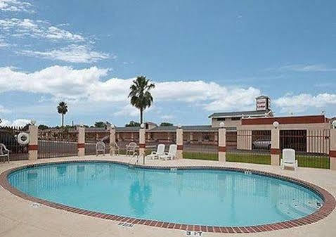 Econo Inn Lackland Afb-Seaworld San Antonio Bagian luar foto
